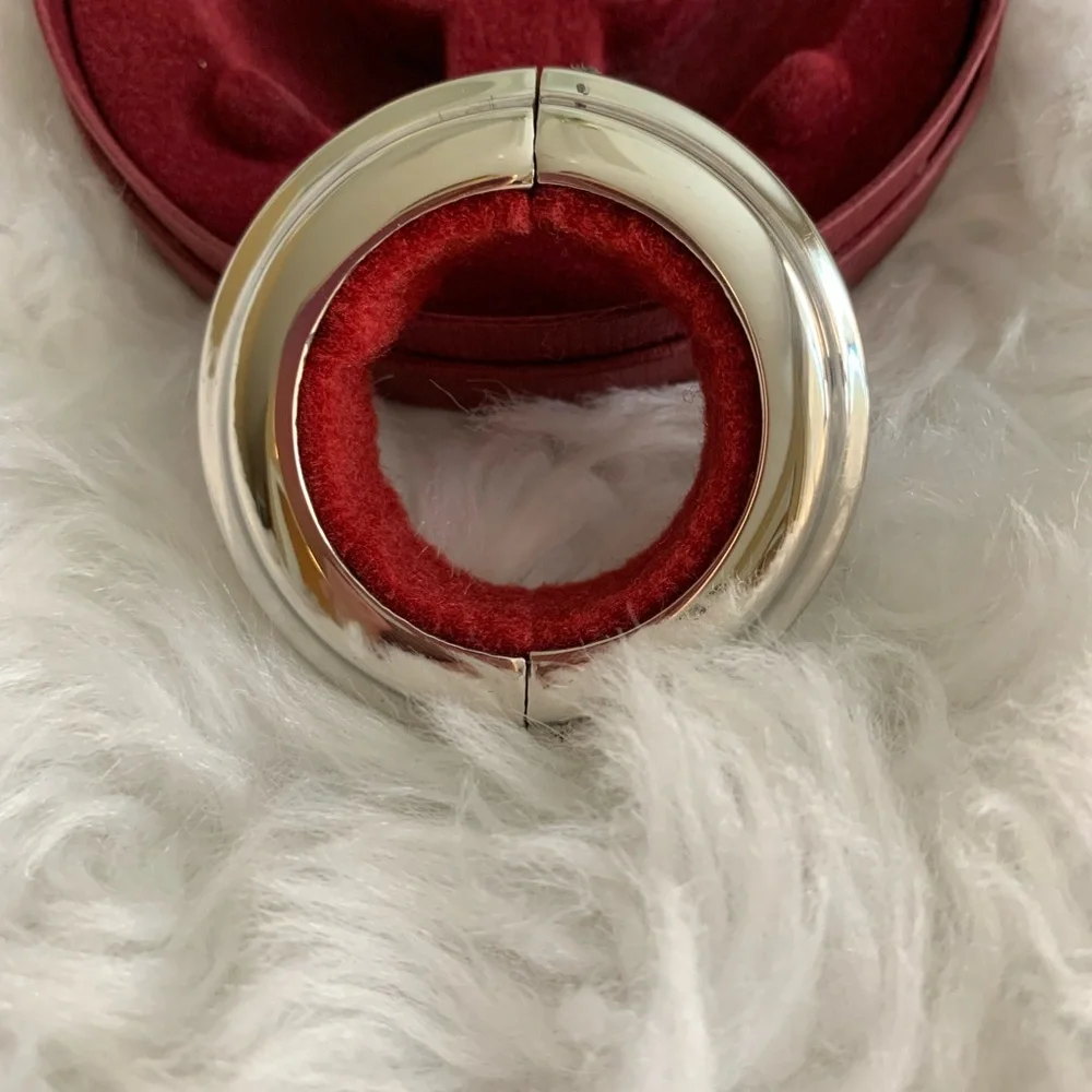 WILLIAMS-SONOMA Magnetic stainless steel 2” Drip Stopper LNWOT